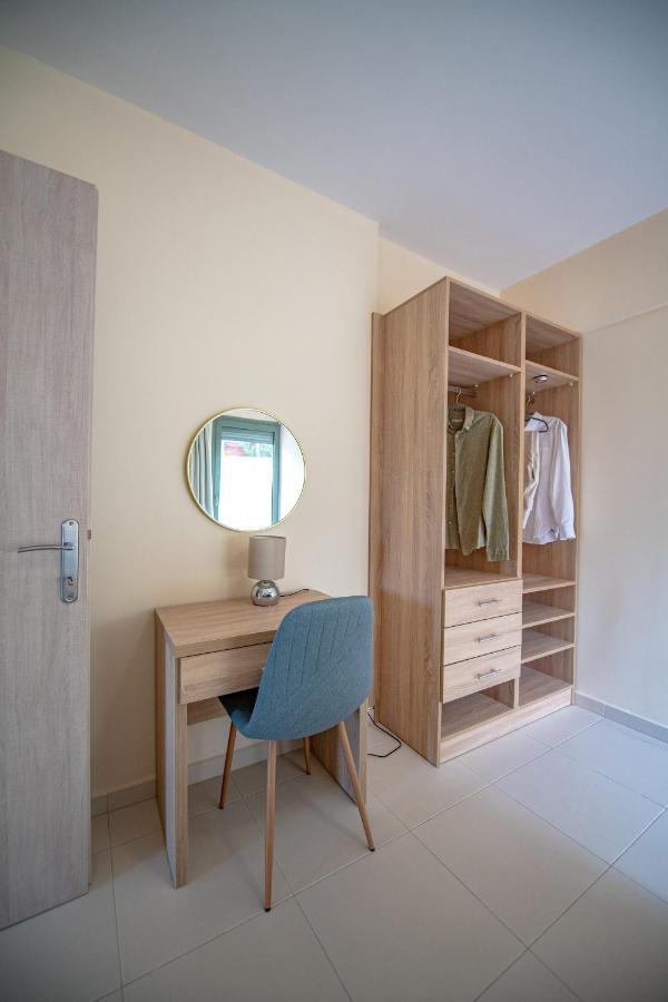 Eden Sunflower - Luxurious Apartment With Sea View Rhodes City Dış mekan fotoğraf